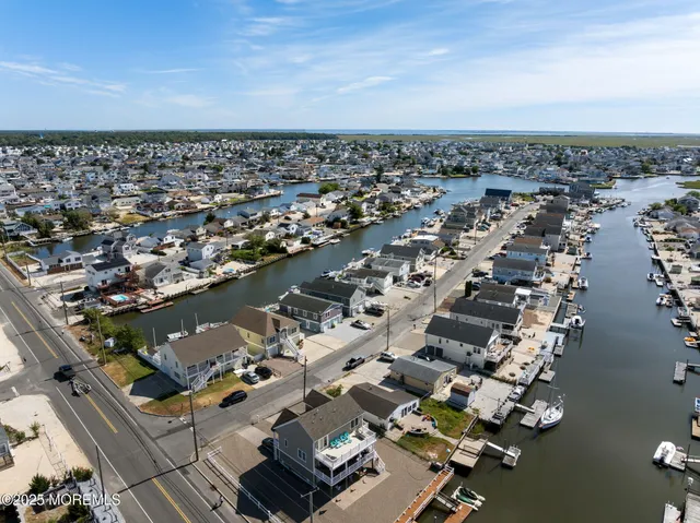 $739,900 | 103 East Hudson Drive, Little Egg Harbor, NJ 08087