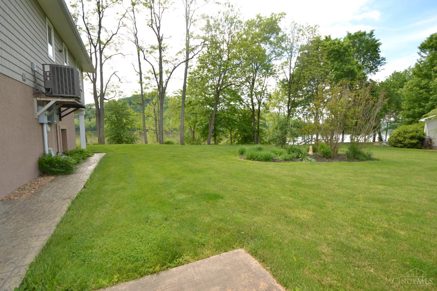 633 Robins Way Ripley, OH 45167 - Photo 5 of 56