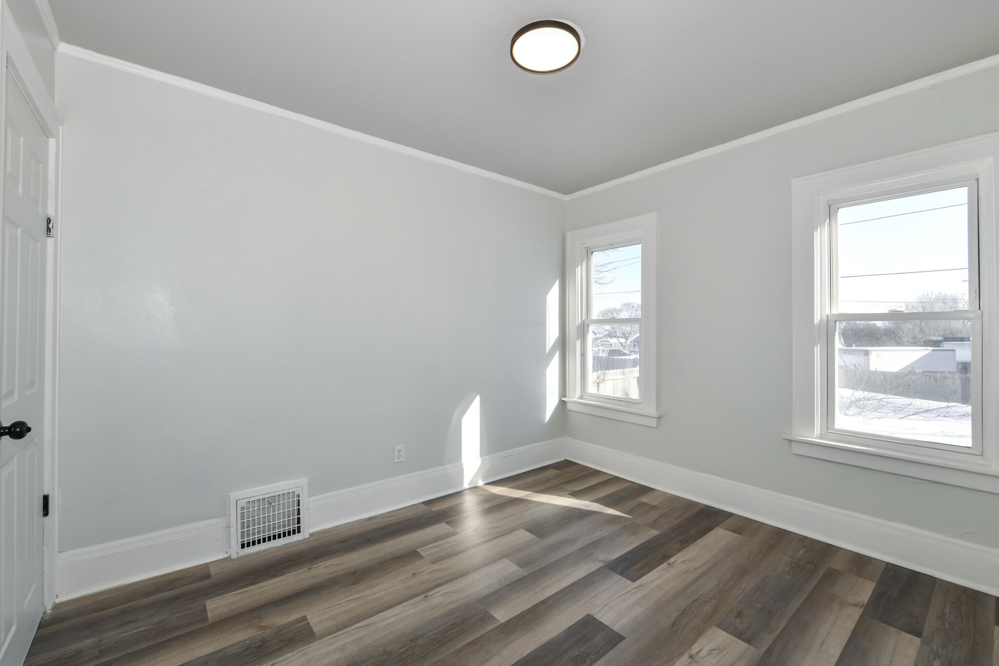 5327 West Wright Street Milwaukee, WI 53210 - Photo 17 of 36 Bedroom