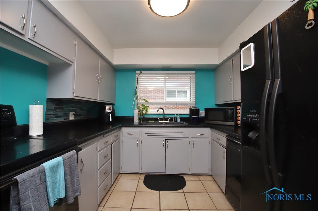 2851 Wyndale Road Toledo, OH 43613 - Photo 11 of 48 Gallery Image 11