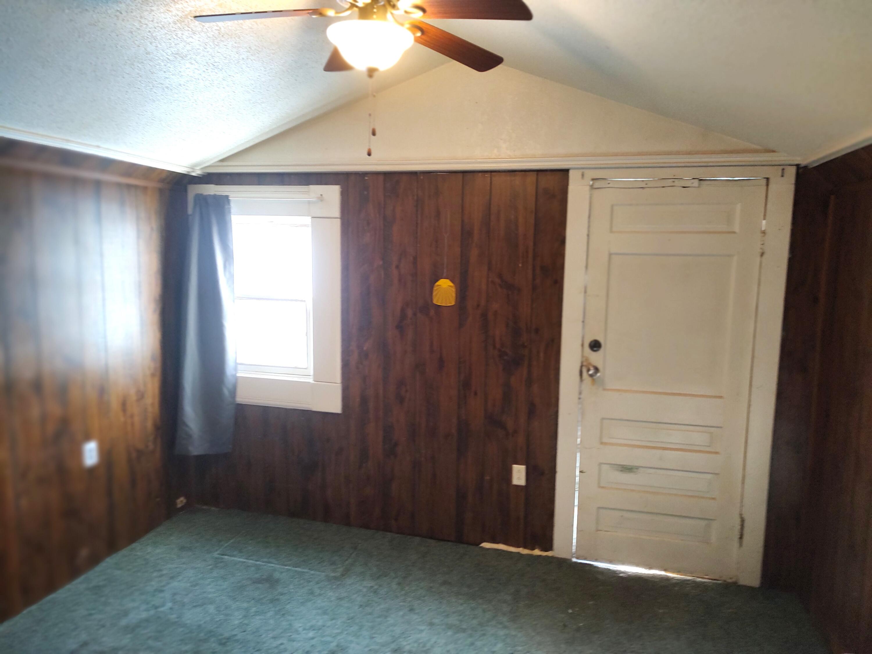463 West State Street Cheboygan, MI 49721 - Photo 15 of 25 Gallery Image 15