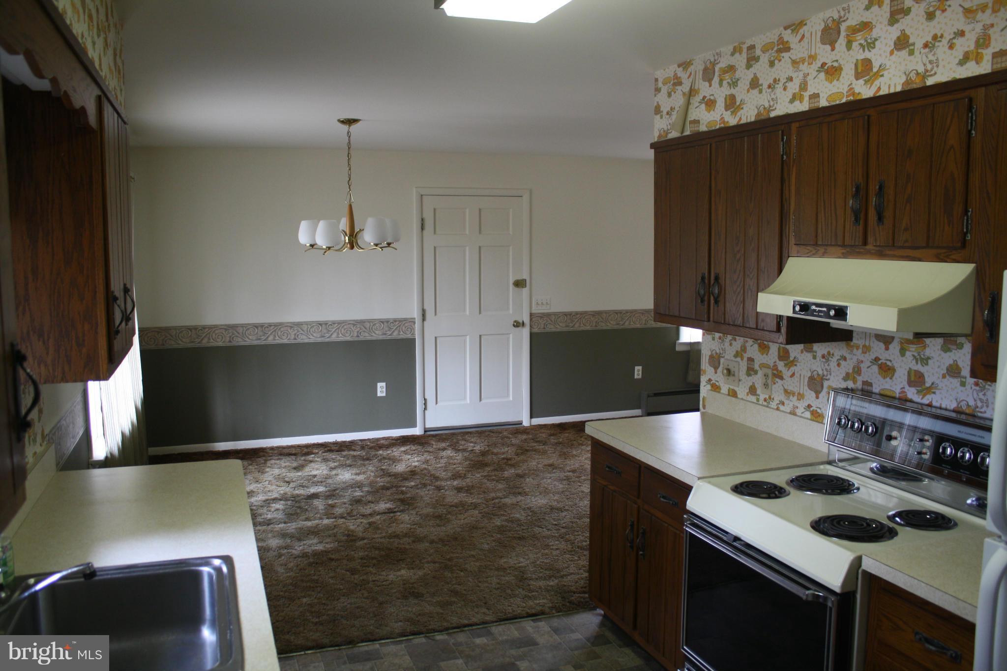 2519 Chestnut Grove Road Sharpsburg, MD 21782 - Photo 14 of 20 Kitchen