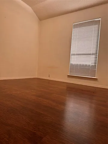 $290,000 | 804 Stafford Station Drive, Saginaw, TX 76131