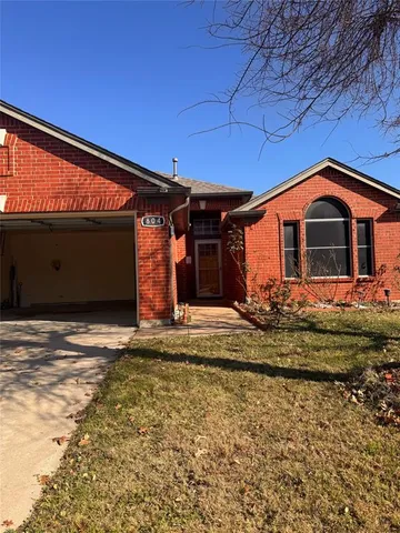 $290,000 | 804 Stafford Station Drive, Saginaw, TX 76131