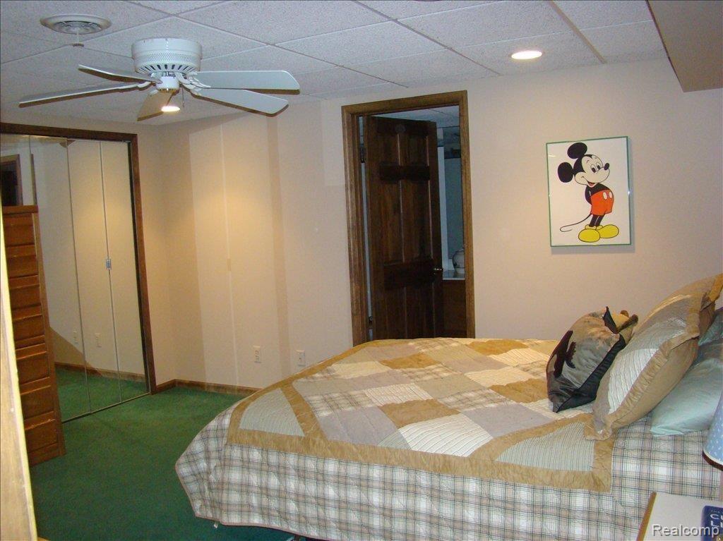 123 Manor Road Bloomfield Hills, MI 48304 - Photo 13 of 19 Lower Level Bedroom & Full Bath