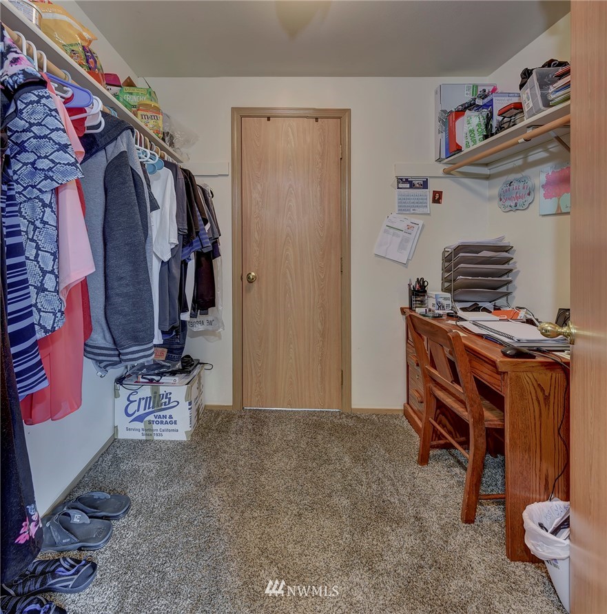 26394 Barrett Road Northeast Kingston, WA 98346 - Photo 13 of 20 Gallery Image 13