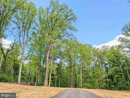 $230,000 | 3964 Hidden Valley Lane, Linden, VA 22642