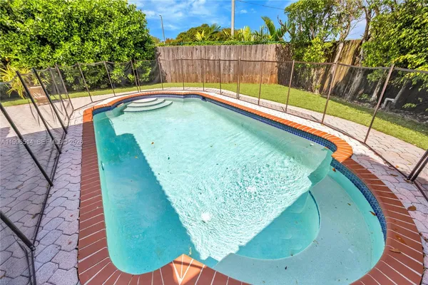 $5,250 | 16000 Southwest 91st Court, Palmetto Bay, FL 33157