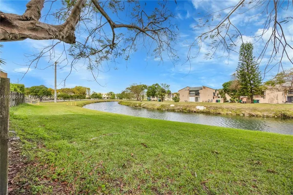 $5,250 | 16000 Southwest 91st Court, Palmetto Bay, FL 33157