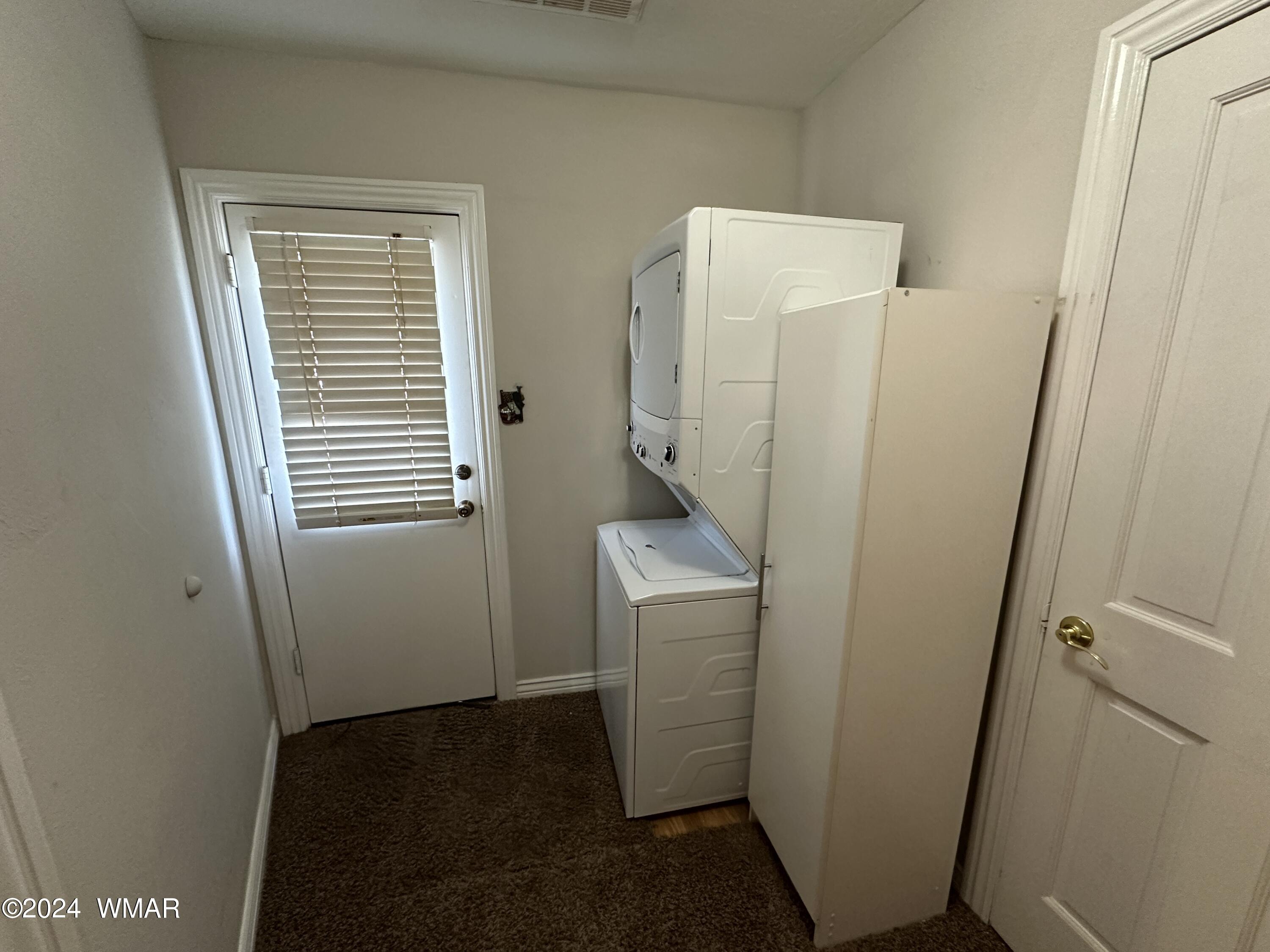 320 West 3rd Street North Snowflake, AZ 85937 - Photo 9 of 10 Laundry