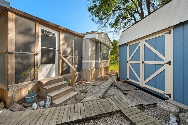 a view of outdoor space