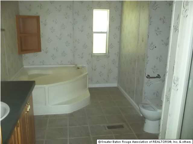 36725 Caraway Road Denham Springs, LA 70706 - Photo 9 of 10