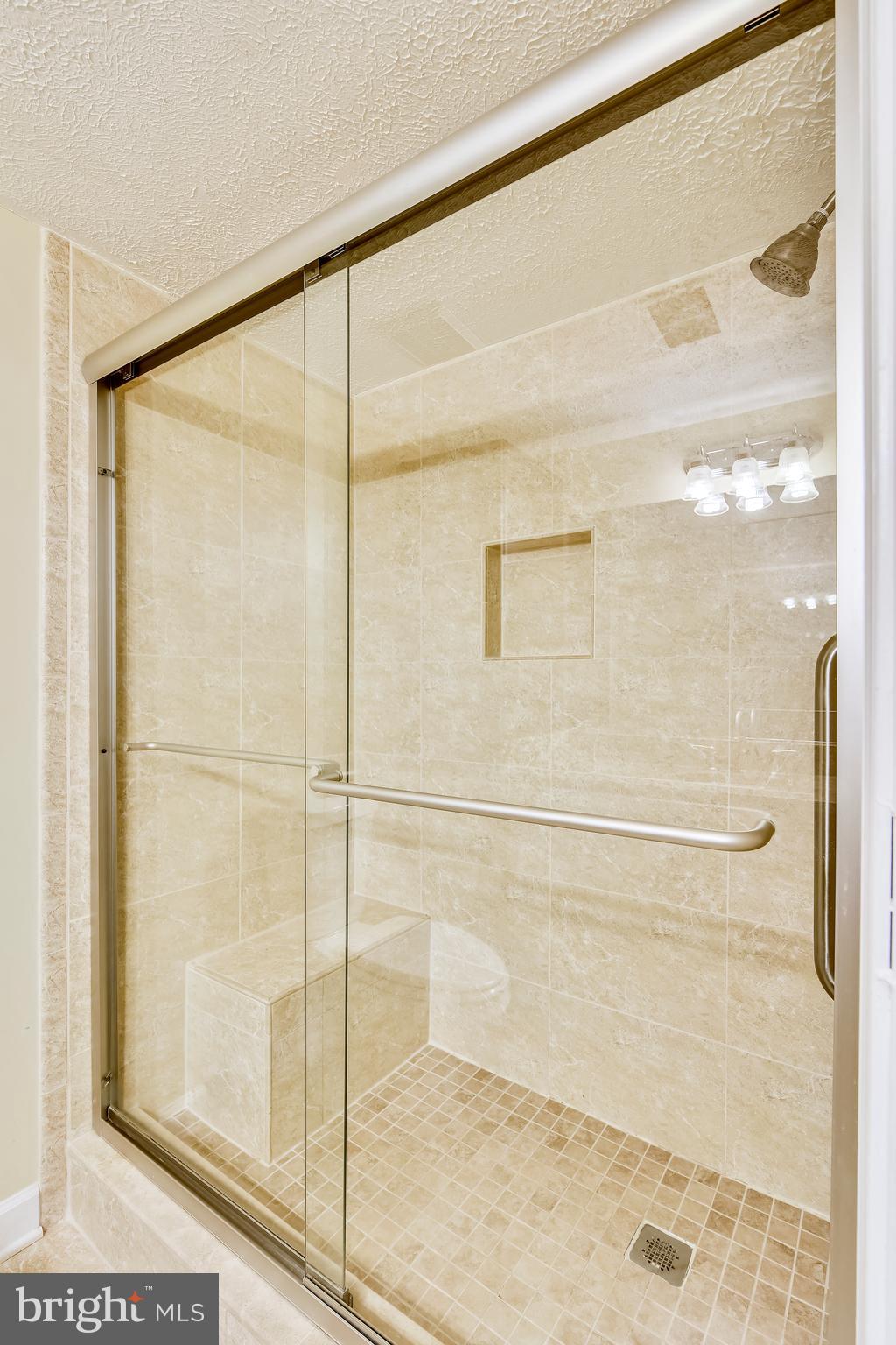 12002 Ridge Knoll Drive, Unit 7 Fairfax, VA 22033 - Photo 15 of 42 Extra Wide Shower in Master Bath