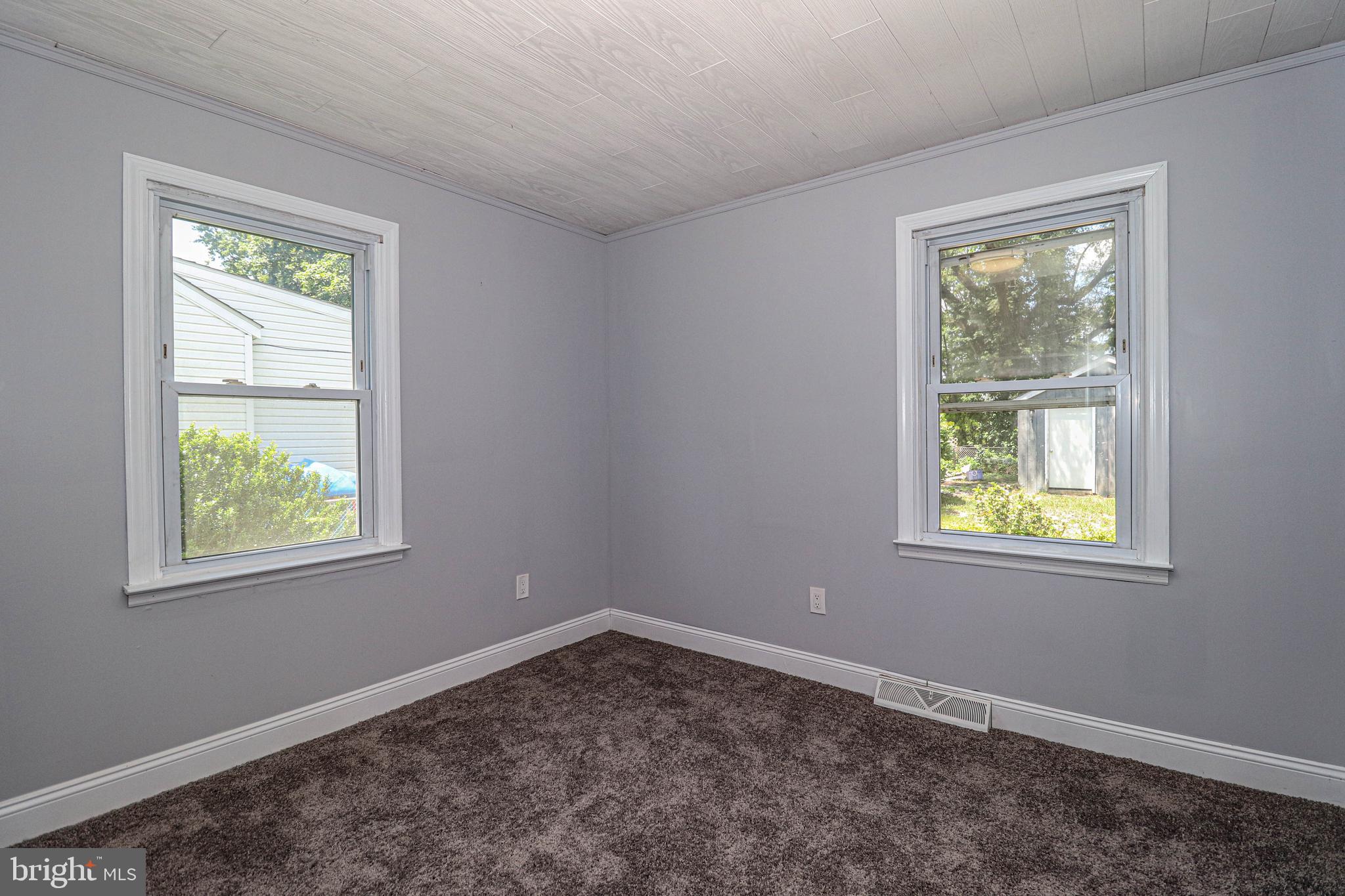 19 Sheldon Road Pemberton, NJ 08068 - Photo 22 of 30 an empty room with windows