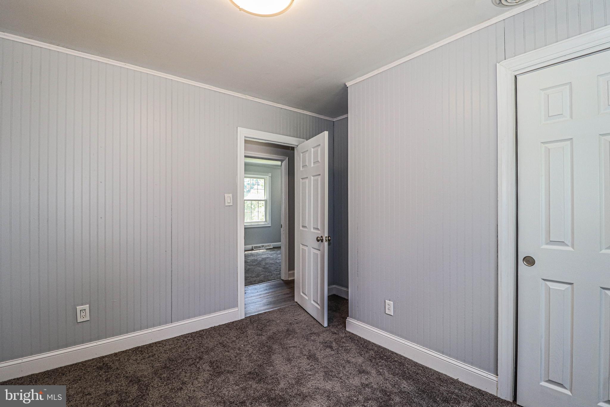 19 Sheldon Road Pemberton, NJ 08068 - Photo 25 of 30 an empty room with closet area