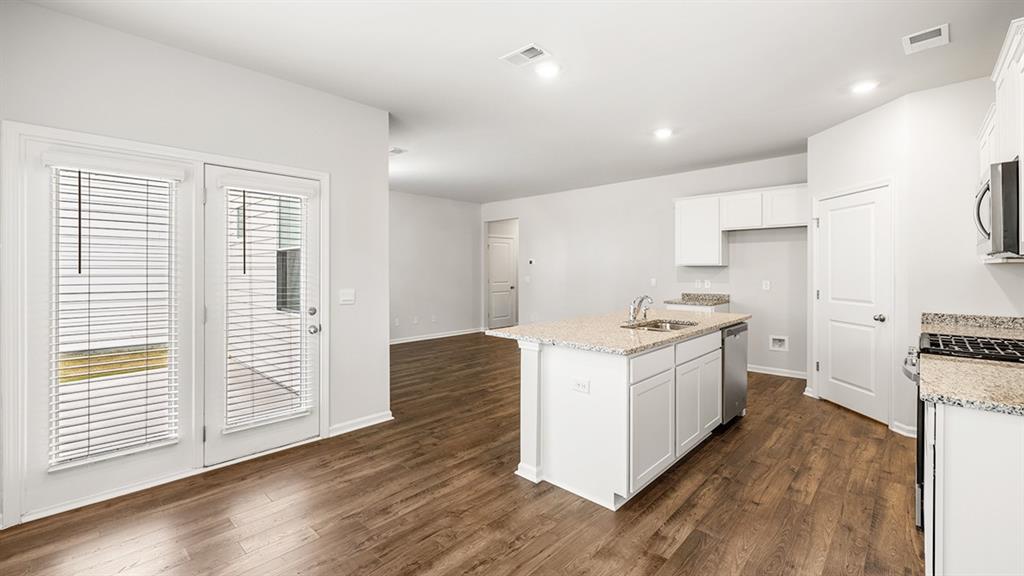 229 Lauritsen Way Newnan, GA 30265 - Photo 14 of 30