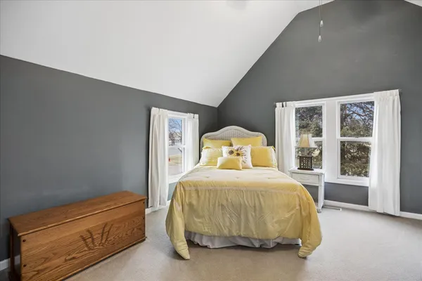$385,000 | 121 South Walkup Avenue, Crystal Lake, IL 60014