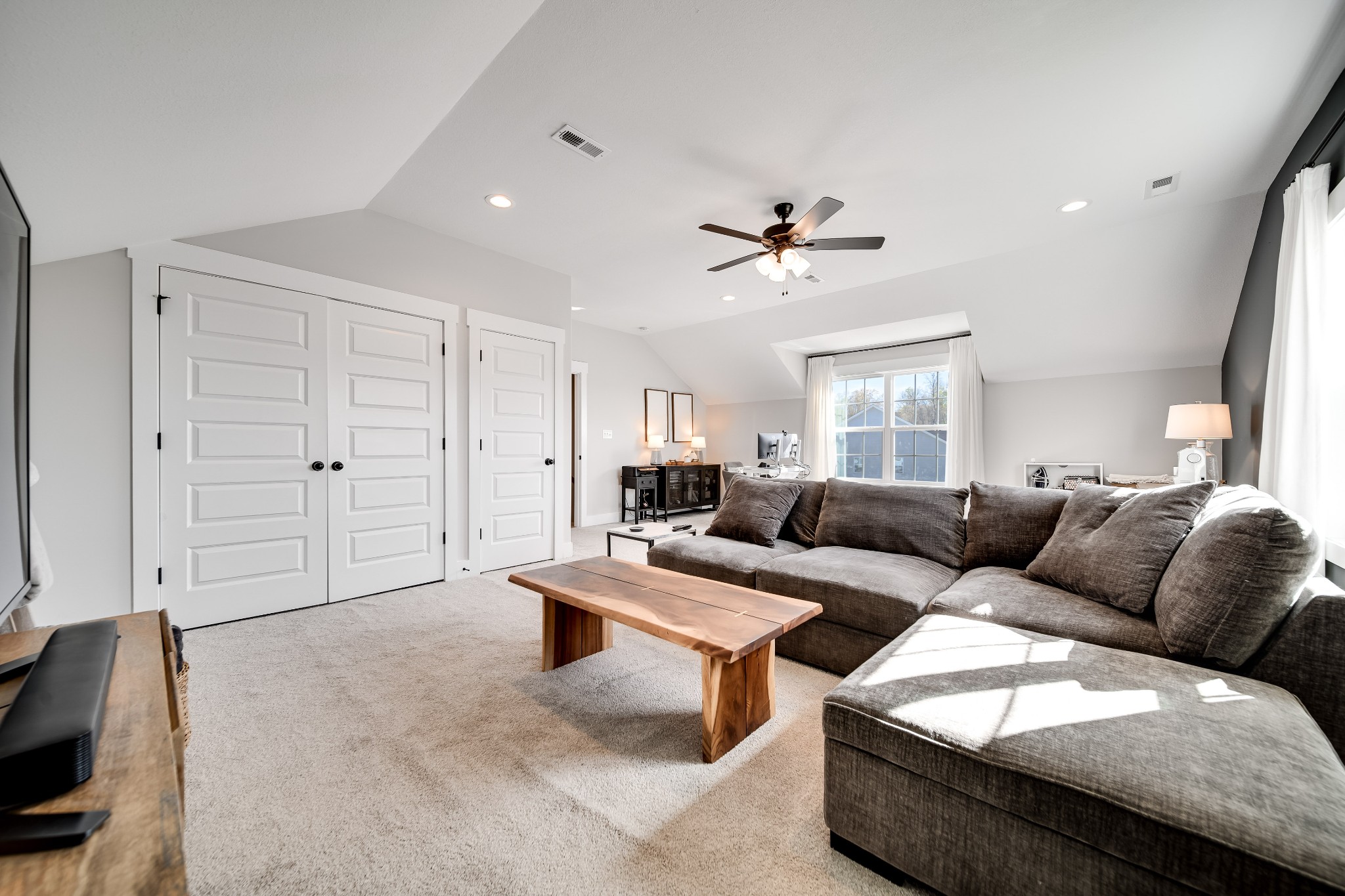 3052 Core Drive Clarksville, TN 37040 - Photo 38 of 53 a living room with furniture and a ceiling fan