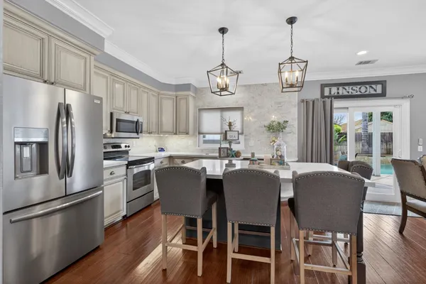 $690,950 | 836 Sequoia Court, Lodi, CA 95242