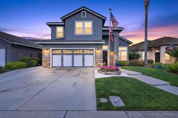 $690,950 | 836 Sequoia Court, Lodi, CA 95242