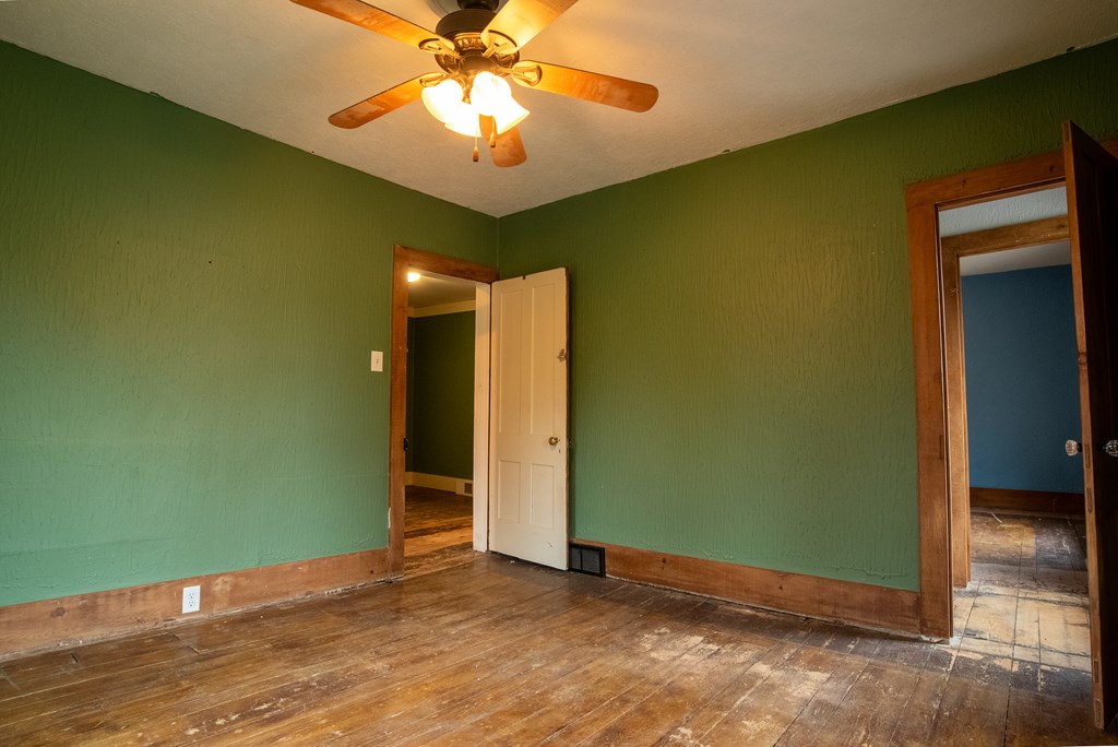515 Walnut Street Emlenton, PA 16373 - Photo 18 of 38