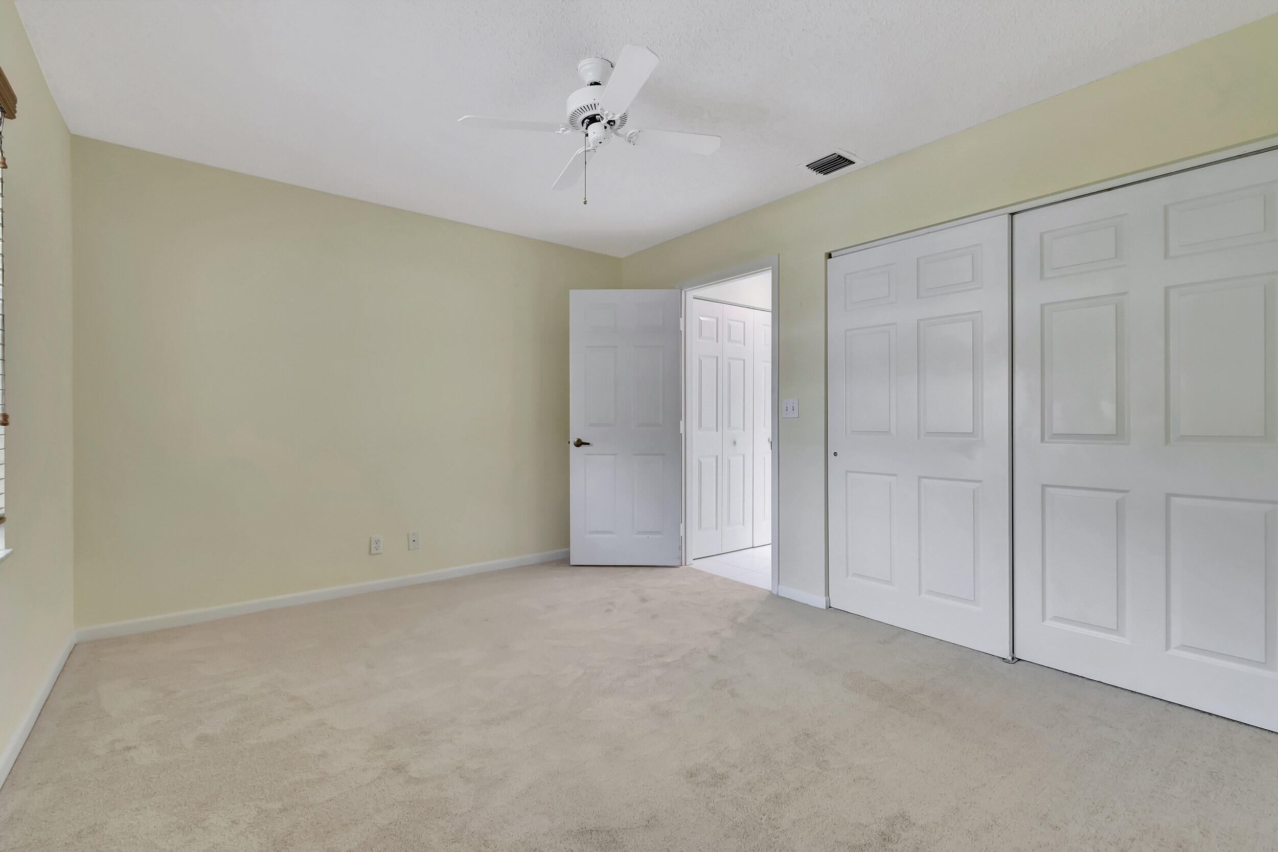 5190 Sabal Gardens Lane, Unit 3 Boca Raton, FL 33487 - Photo 20 of 29 2nd bedroom