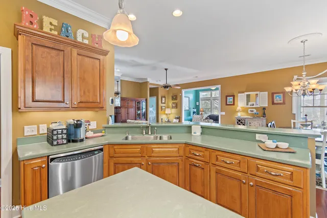 $586,000 | 216 Baroney Pl Drive, Sunset Beach, NC 28468