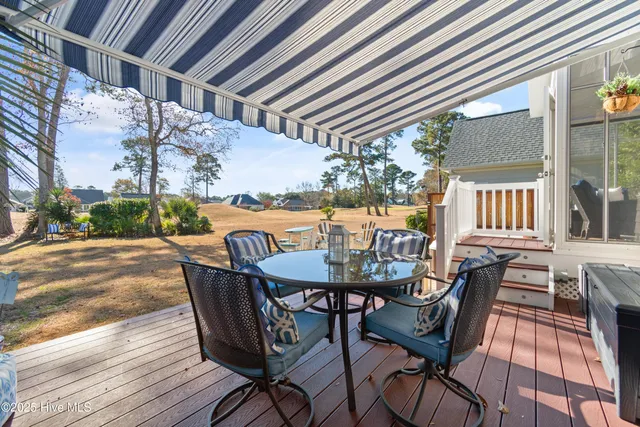 $586,000 | 216 Baroney Pl Drive, Sunset Beach, NC 28468