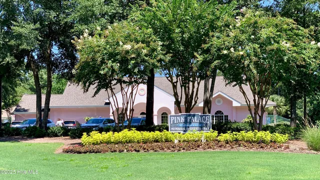 $586,000 | 216 Baroney Pl Drive, Sunset Beach, NC 28468