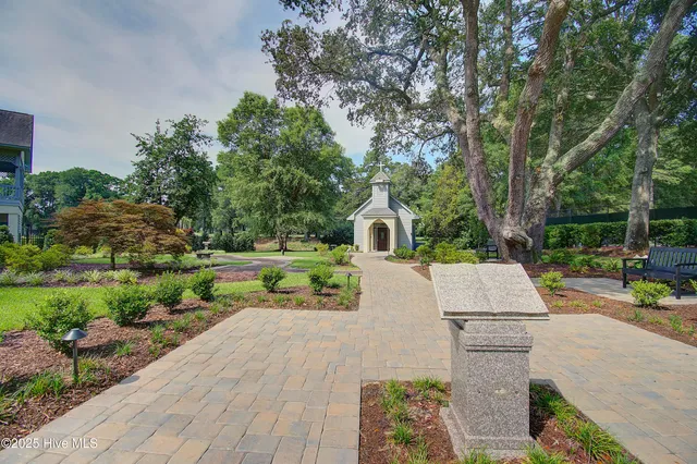 $586,000 | 216 Baroney Pl Drive, Sunset Beach, NC 28468