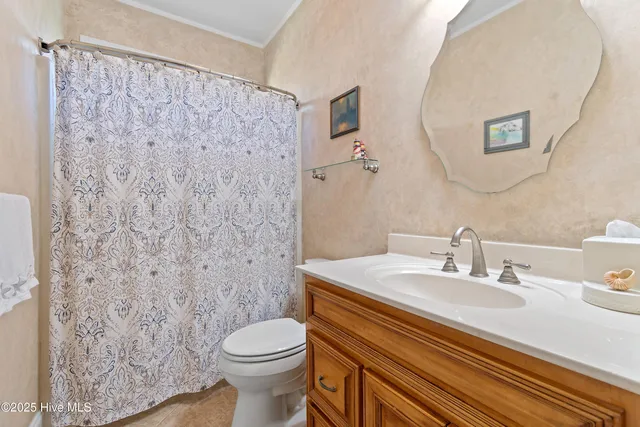 $586,000 | 216 Baroney Pl Drive, Sunset Beach, NC 28468