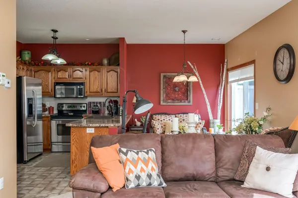 $225,000 | 2110 Willow Trail, North Mankato, MN 56003