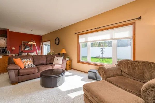 $225,000 | 2110 Willow Trail, North Mankato, MN 56003