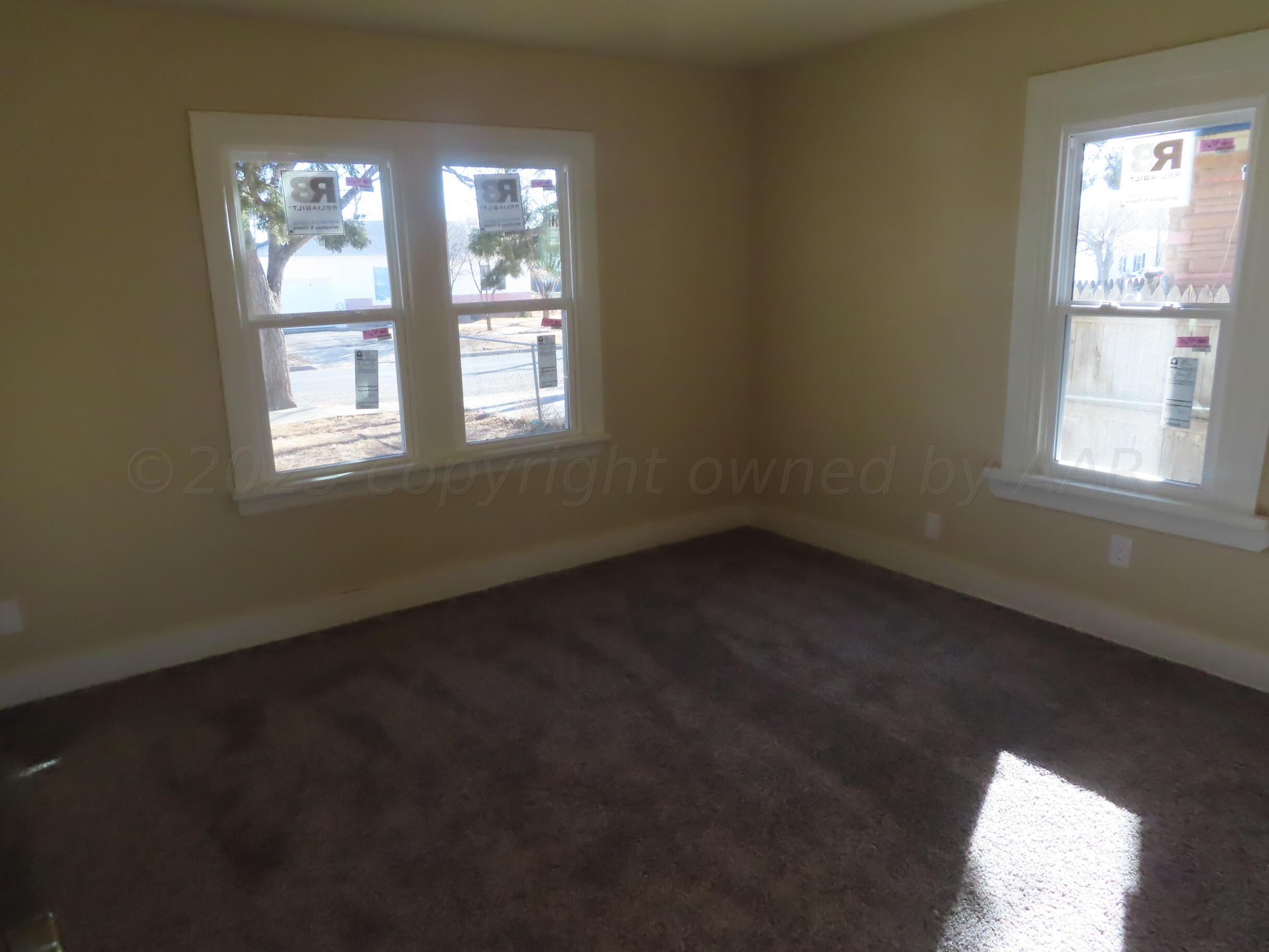 4014 South Hughes Street Amarillo, TX 79110 - Photo 10 of 12 IMG_2255