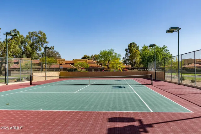 a view of a tennis court