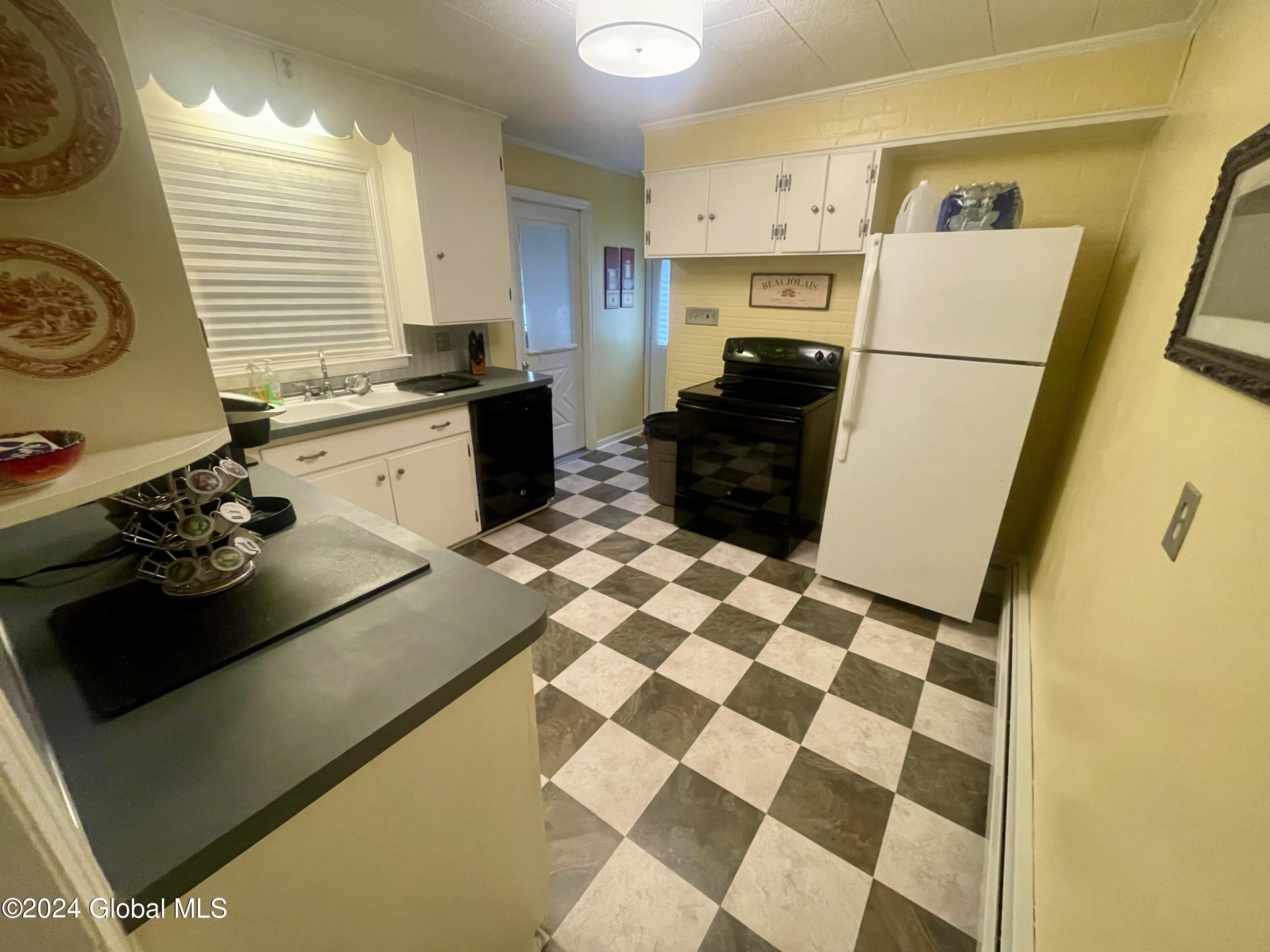 25 Boyce Road Schodack, NY 12123 - Photo 16 of 39 Kitchen