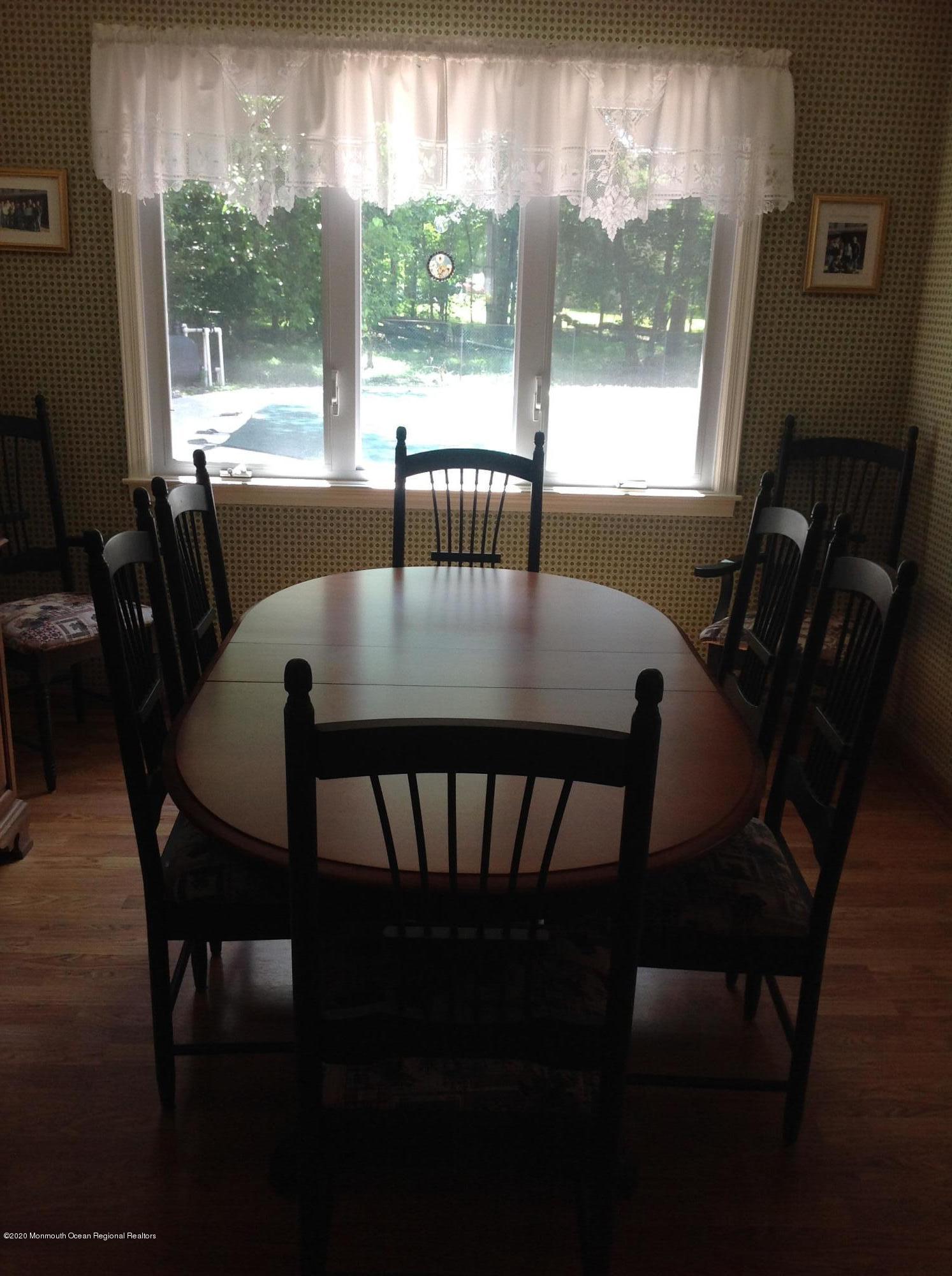 13 Nottingham Road Manalapan, NJ 07726 - Photo 3 of 19 IMG_0277