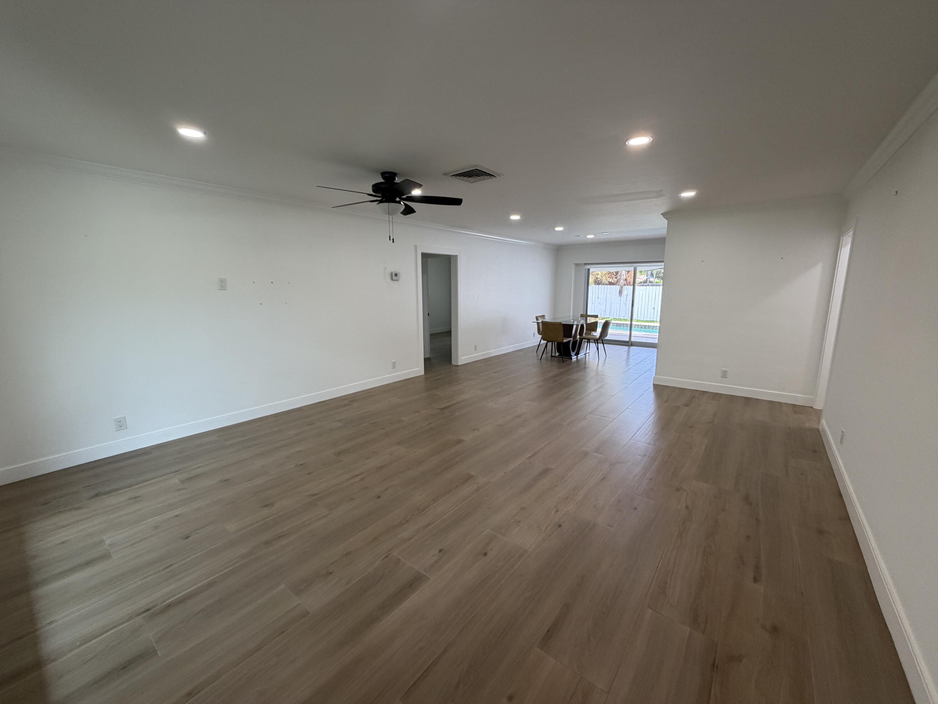 498 West Conference Drive, Unit N Boca Raton, FL 33486 - Photo 4 of 22 IMG_3954