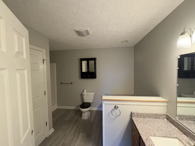 a view of utility room