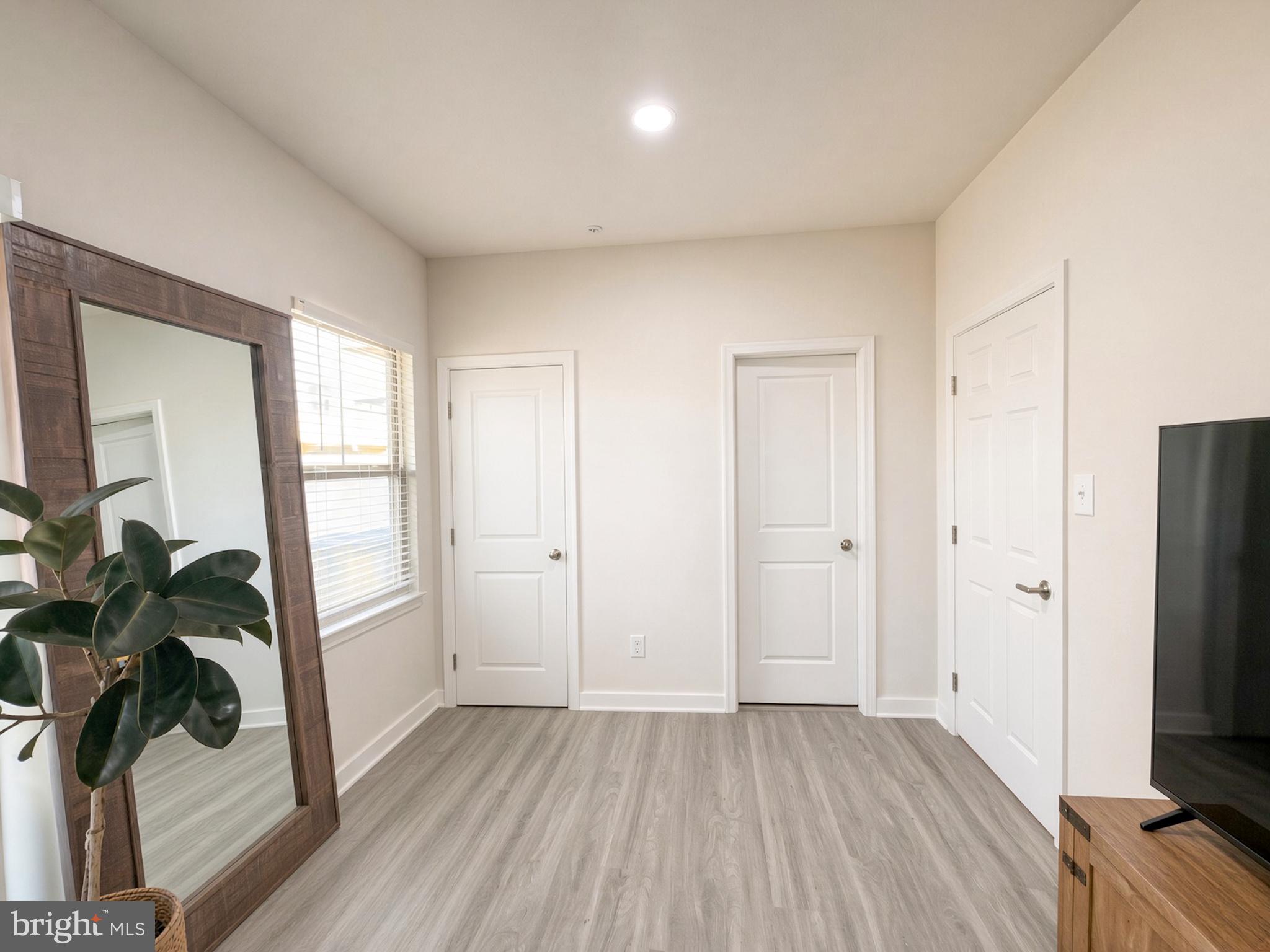 7012 Gladebrook Road Brandywine, MD 20613 - Photo 4 of 43 Gallery Image 4
