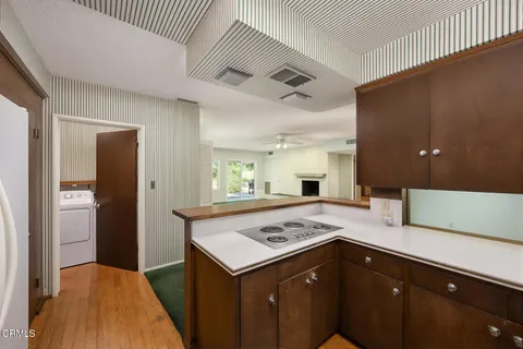 $1,899,000 | 1349 El Vago Street, La Canada Flintridge, CA 91011