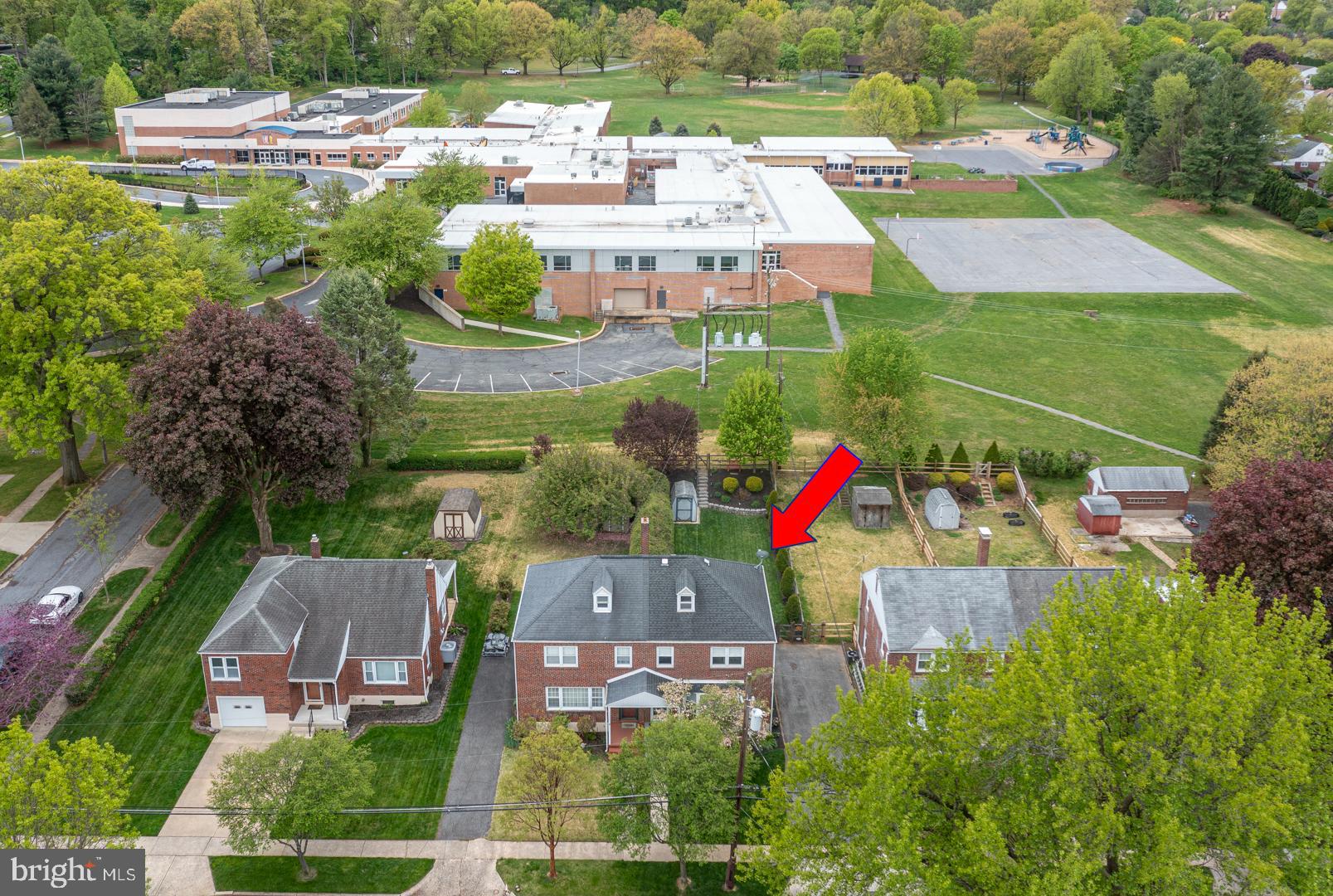 12 Lawndale Road Wyomissing, PA 19610 - Photo 4 of 15