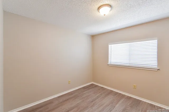 $1,525 | 8027 Chestnut Cape Drive, Converse, TX 78109