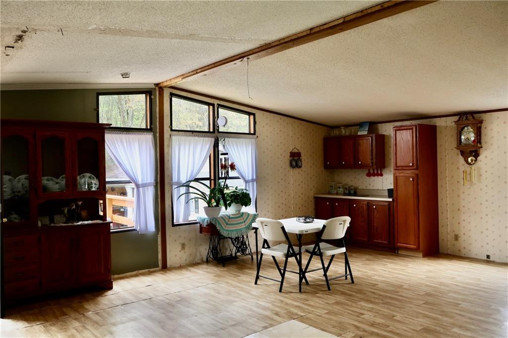 78 Balut Road Fredonia, PA 16124 - Photo 12 of 29 a workspace with furniture and window