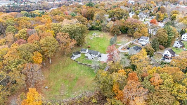 $1,900 | 23 Waldo Road, Norwich, CT 06360