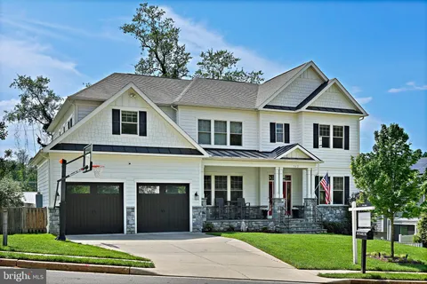 $2,675,000 | 362 Park Street Northeast, Vienna, VA 22180