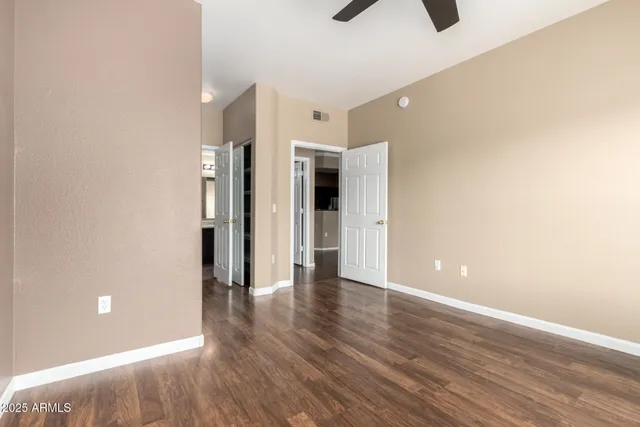 $2,000 | 3236 East Chandler Boulevard, Unit 2011, Phoenix, AZ 85048