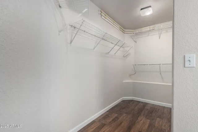 $2,000 | 3236 East Chandler Boulevard, Unit 2011, Phoenix, AZ 85048