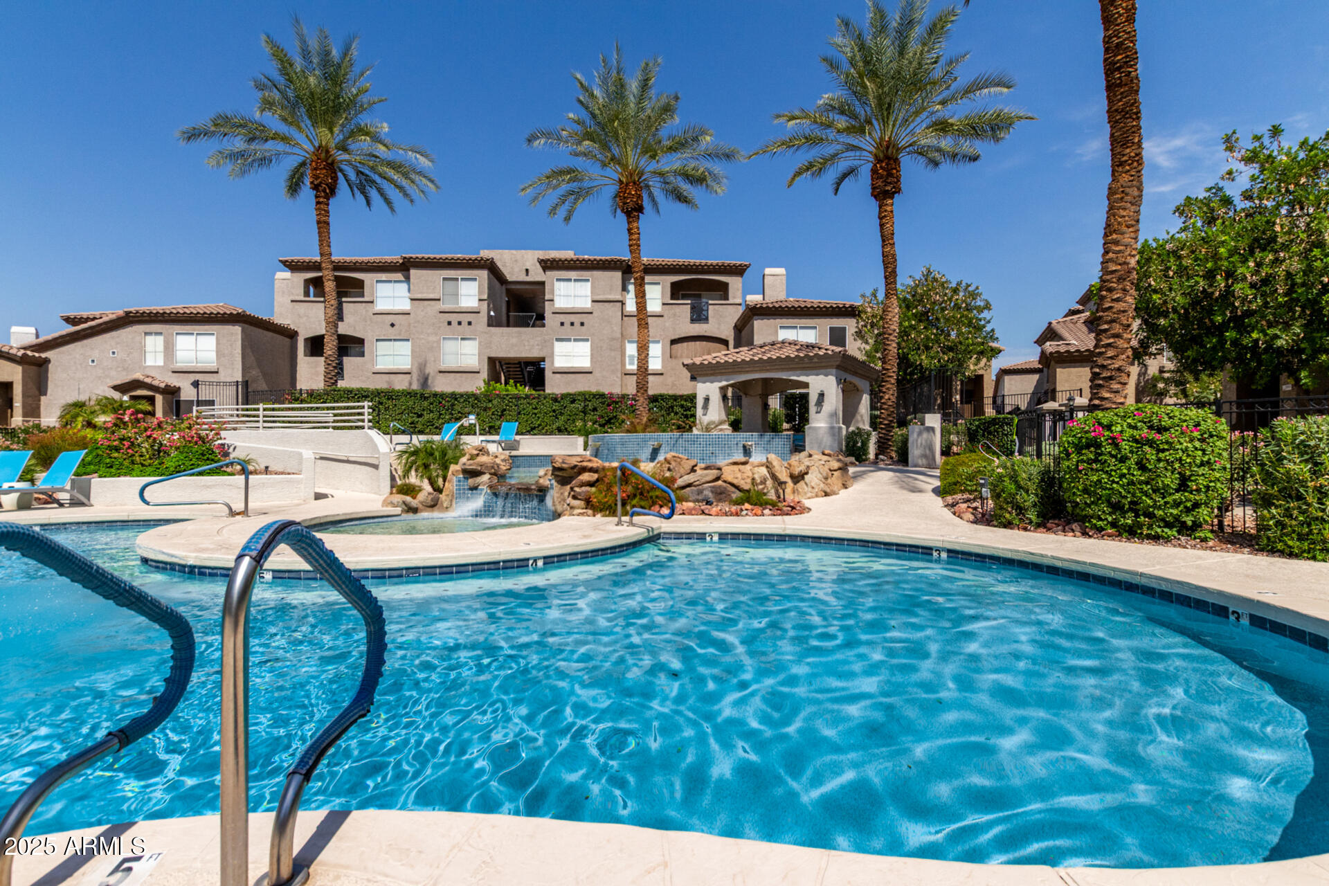 3236 East Chandler Boulevard, Unit 2011 Phoenix, AZ 85048 - Photo 27 of 30 33 Chandler 2011