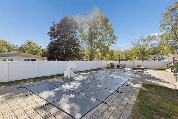 $998,400 | 1407 Shore Drive, New Buffalo, MI 49117
